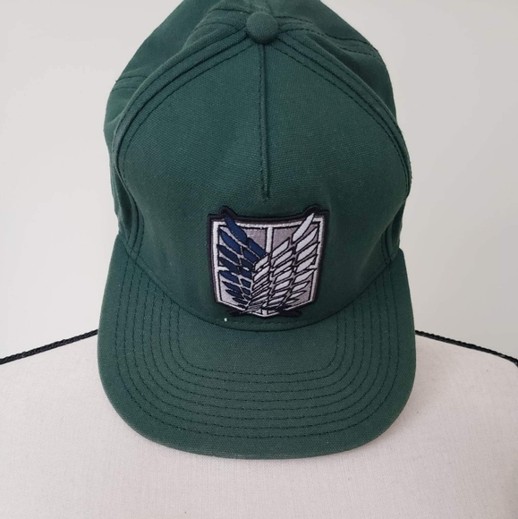 Attack on Titan green hat - Picture 1 of 6